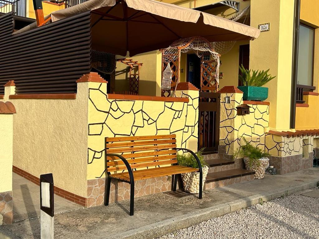 Triangolo Delle Bermuda B&B Termoli Dış mekan fotoğraf