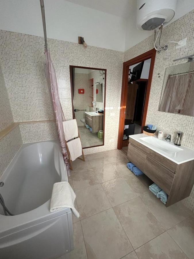 Triangolo Delle Bermuda B&B Termoli Dış mekan fotoğraf